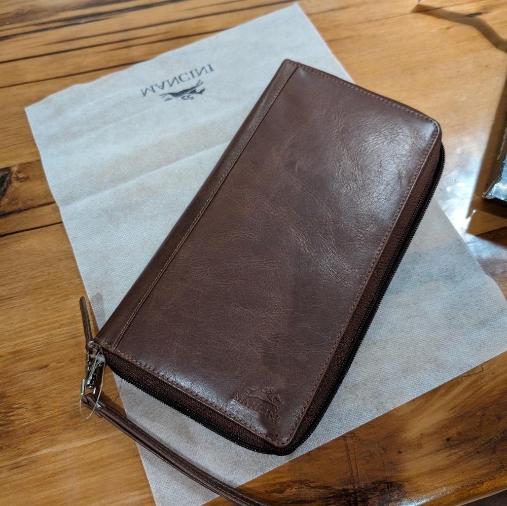 Mancini RFID Secure Deluxe Passport/Travel Organizer